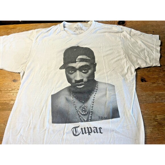 Tupac Shakur T-Shirt White Size Medium 2Pac Rap Hip-Hop Legend - Picture 1 of 6